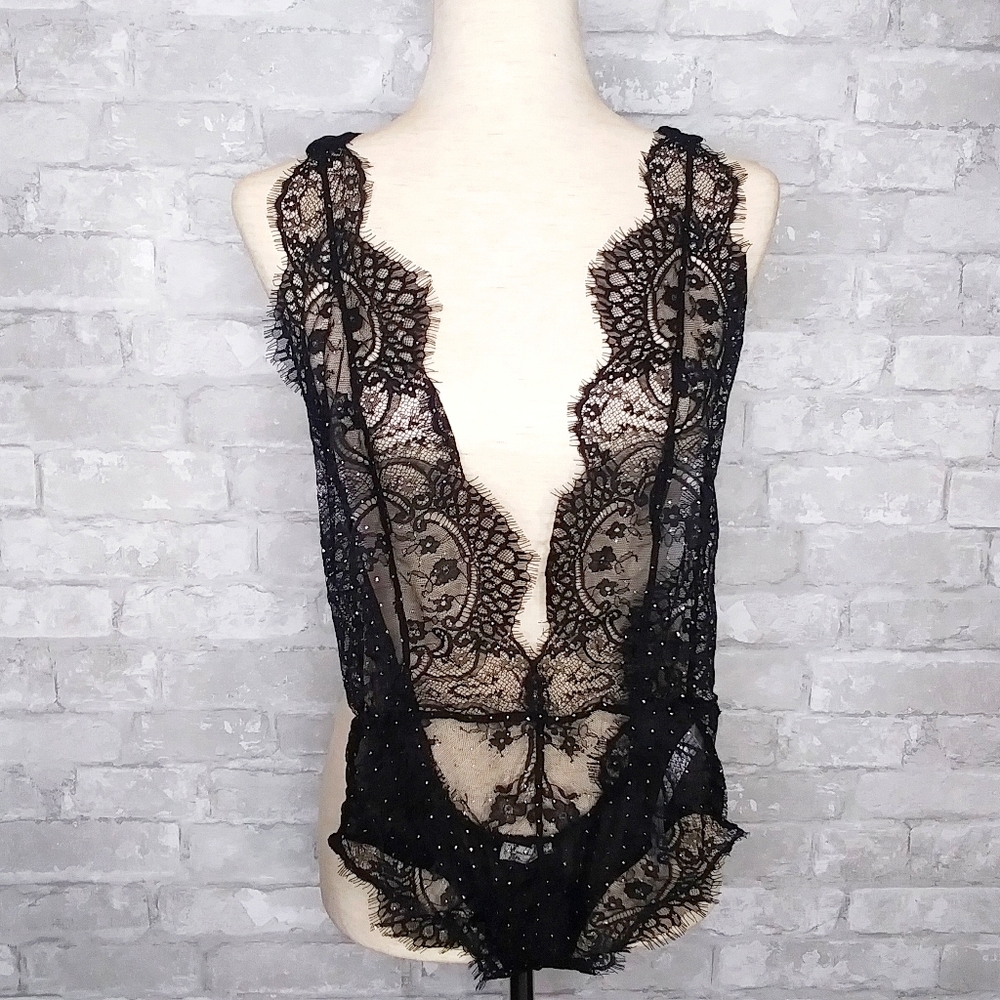 Free People Showoff Lace Bodysuit In Black Combo - Picture 5 of 11